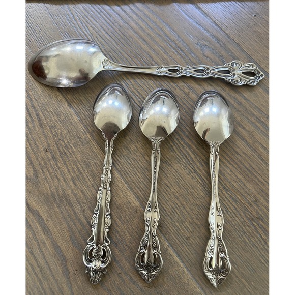(3) Oneida MICHELANGELO Stainless Heirloom Cube Teaspoons (1) serving spoon - Picture 5 of 5